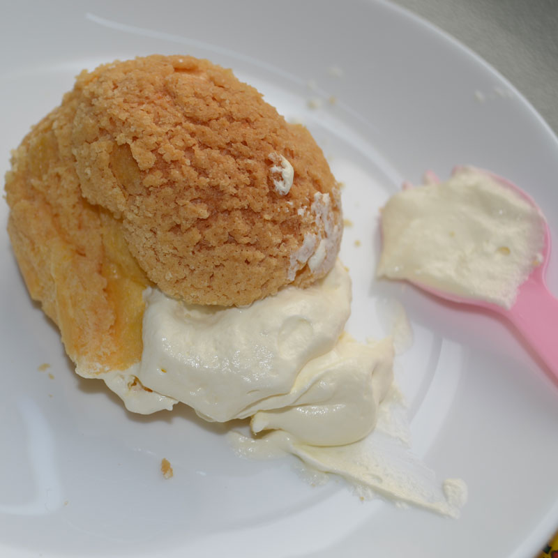 Voitko käyttää maidotonta kahvivoidetta jälkiruokiin, kuten vanukkaisiin ja vanukkaisiin